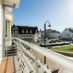 Apartamento Marie Antoinette Close By The Sea By Interhome De Haan