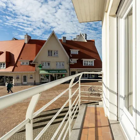 Lägenhet Marie Antoinette Close By The Sea By Interhome De Haan