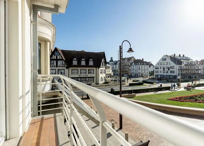 アパート Marie Antoinette Close By The Sea By Interhome デ ハーン